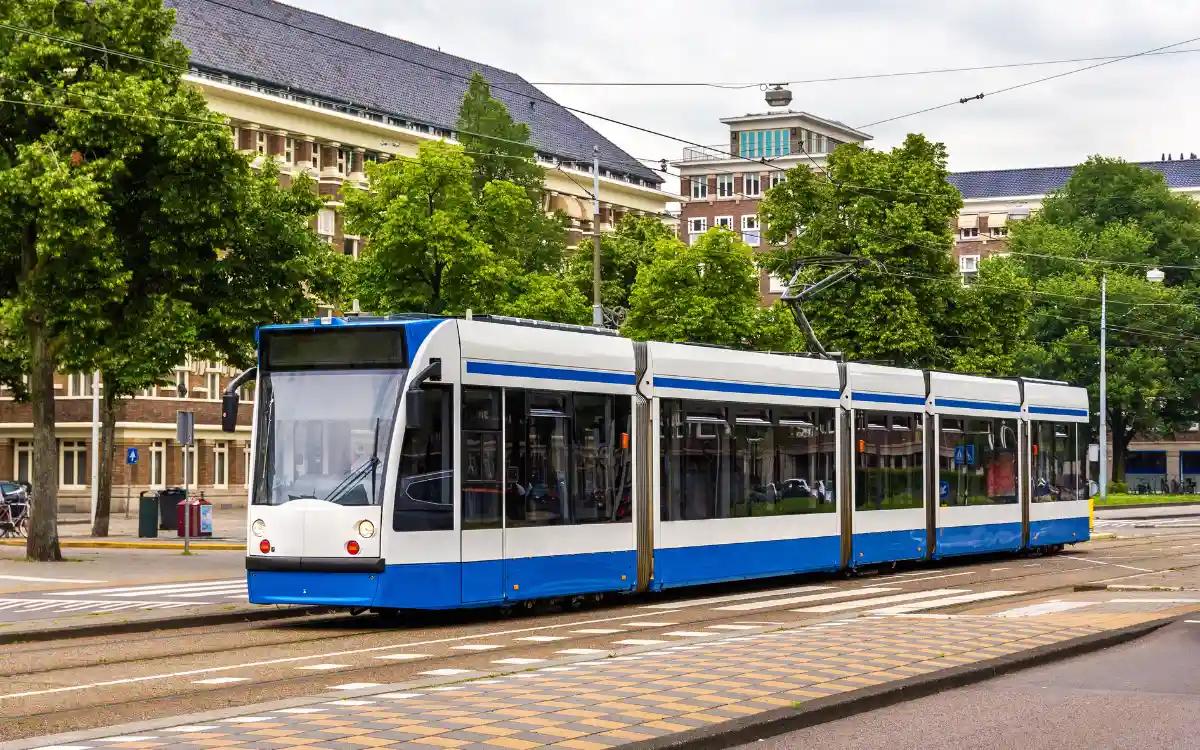 Plan your trip and buy tram tickets with travel app glimble.